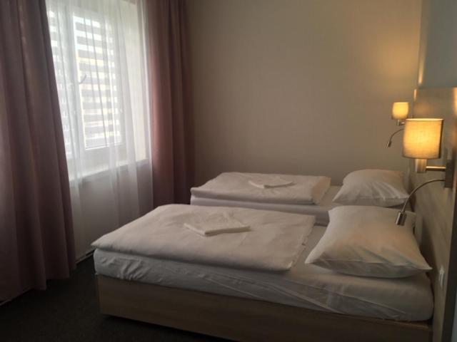Hotel Trim Pardubice Luaran gambar