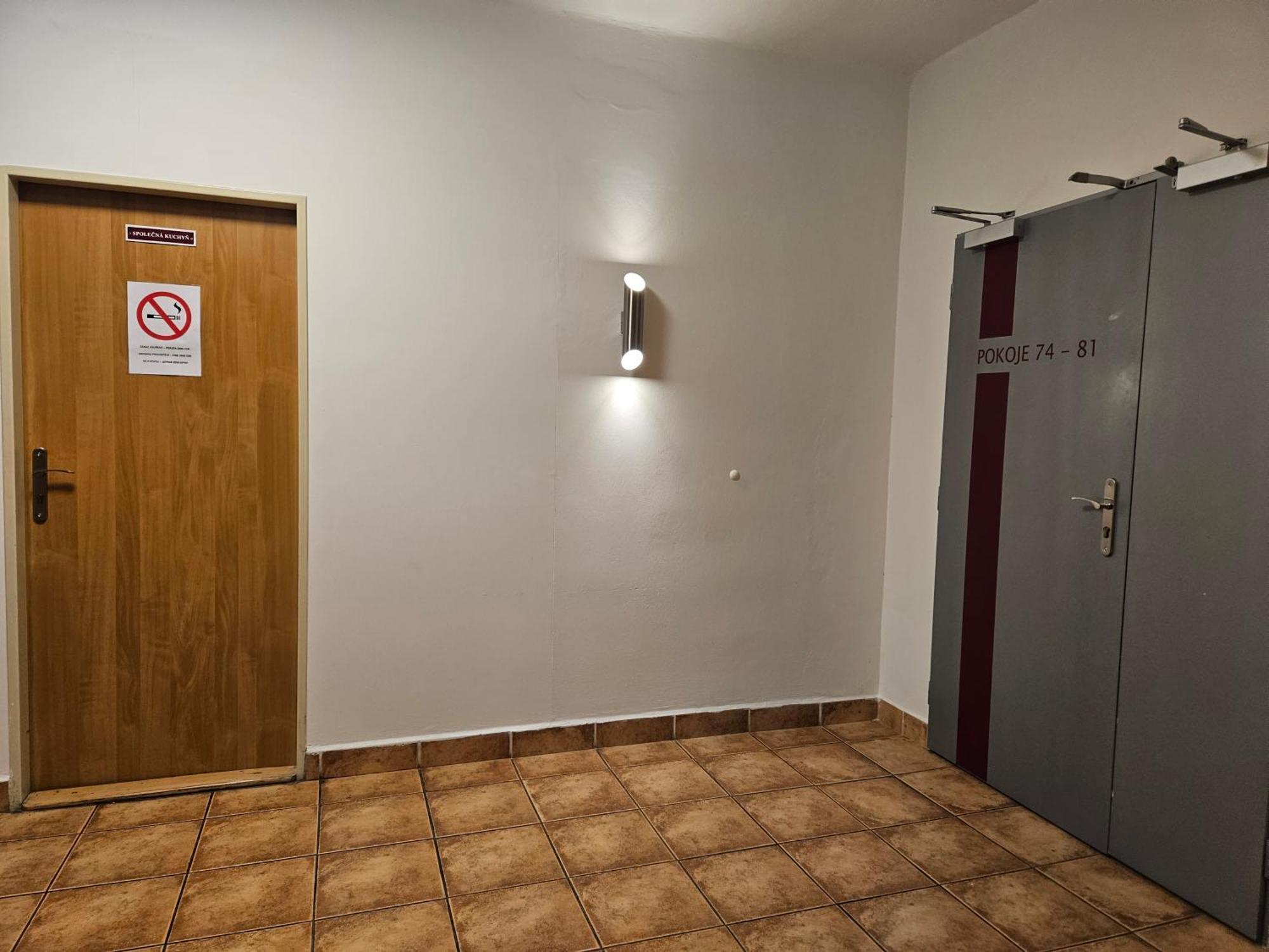 Hotel Trim Pardubice Luaran gambar