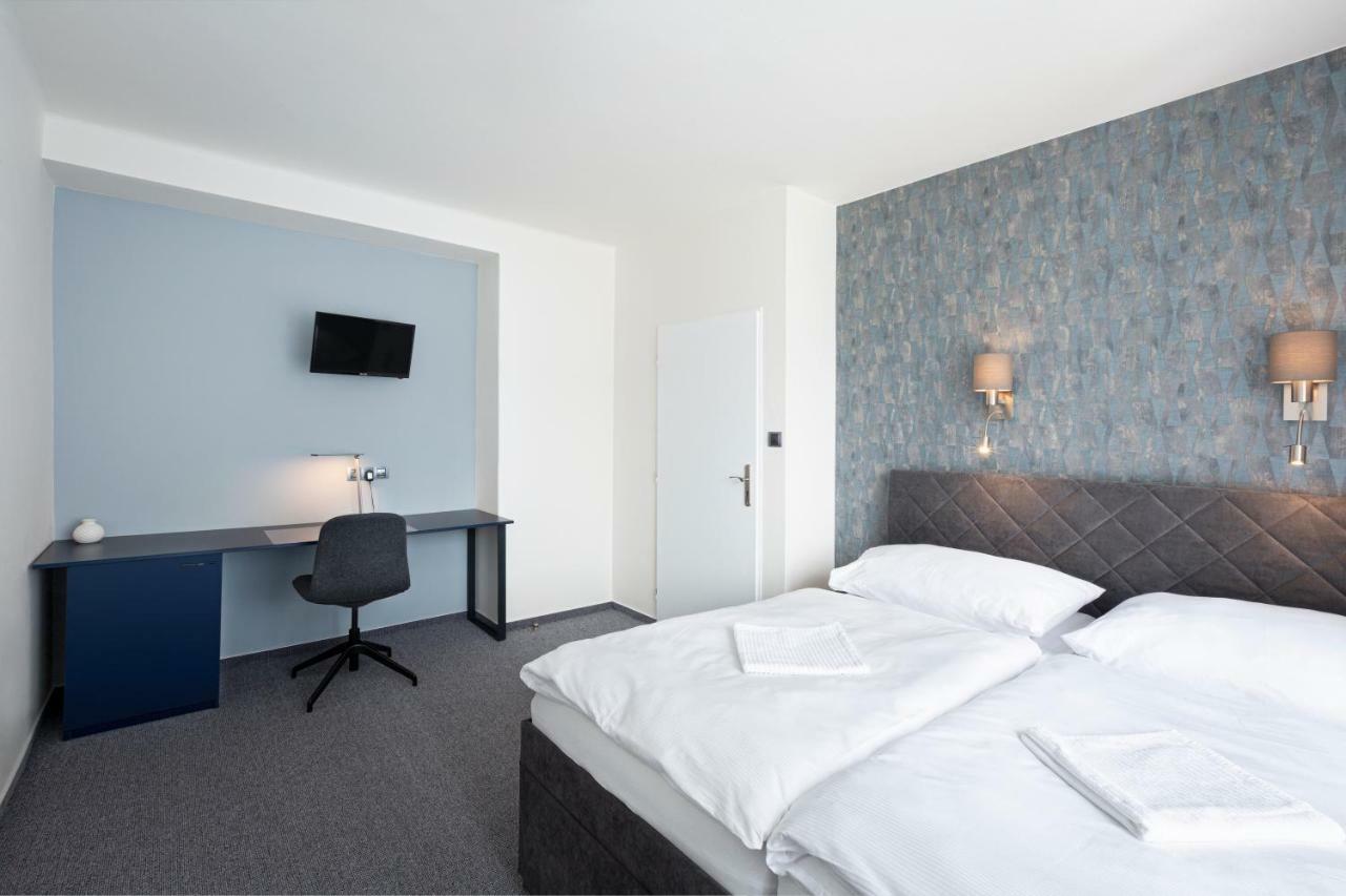 Hotel Trim Pardubice Luaran gambar