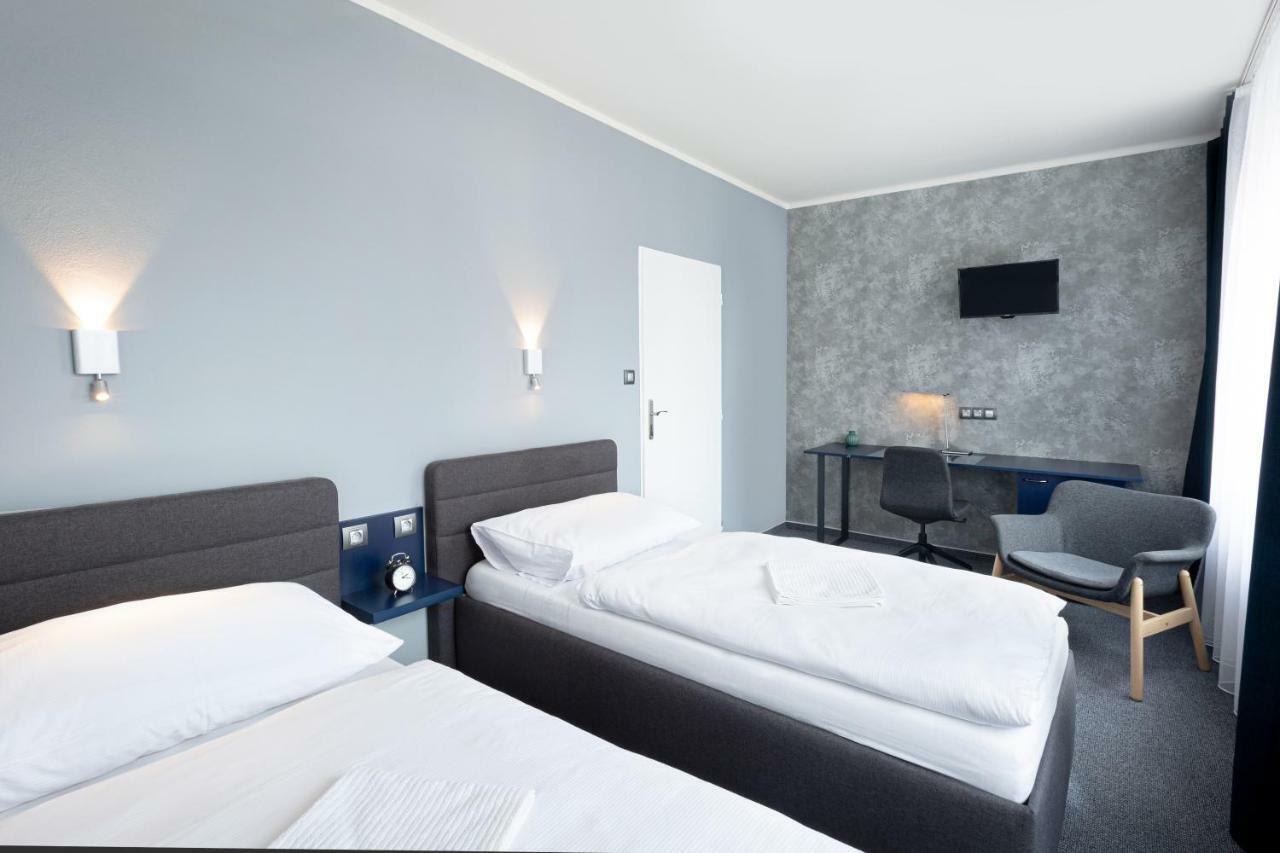 Hotel Trim Pardubice Luaran gambar